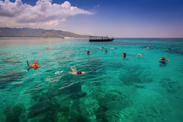 Snorkelling on Gili Trewangen