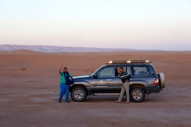 4x4 in the sahara desert