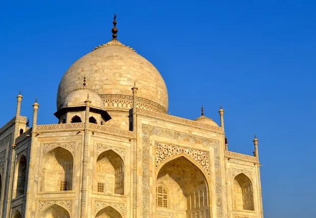 Taj Mahal iroof