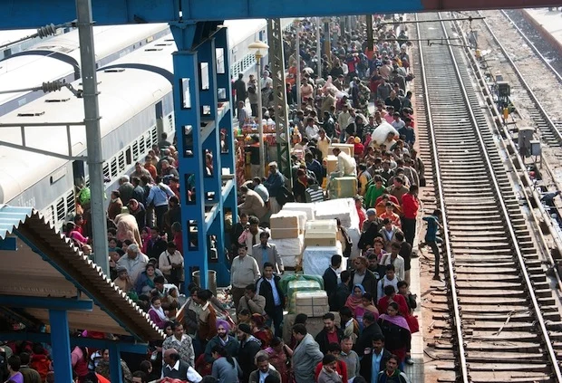 busy platform at Indian train station