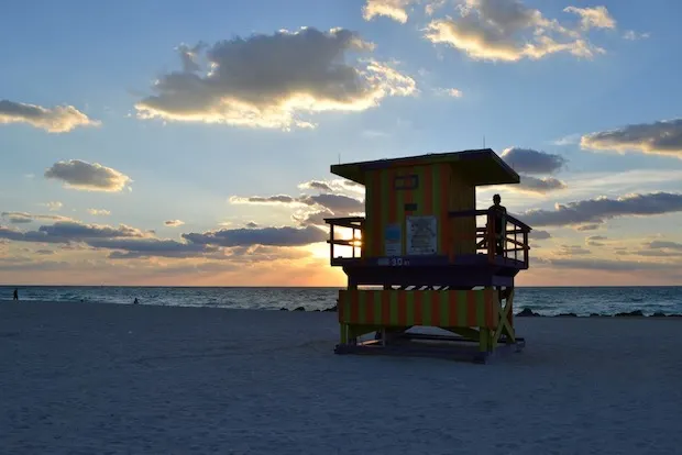 Lifeguard huts miami beach sunrise