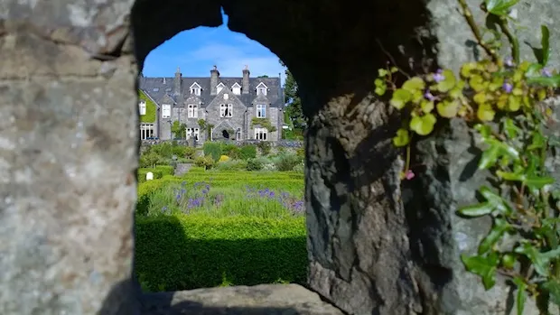 Penmaenpool through walls