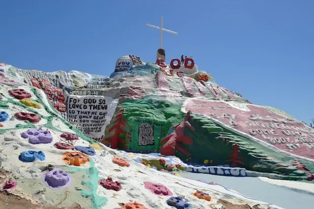 Salvation Mountain | The Travel Hack