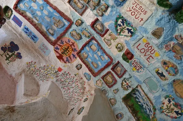 Salvation Mountain pictures