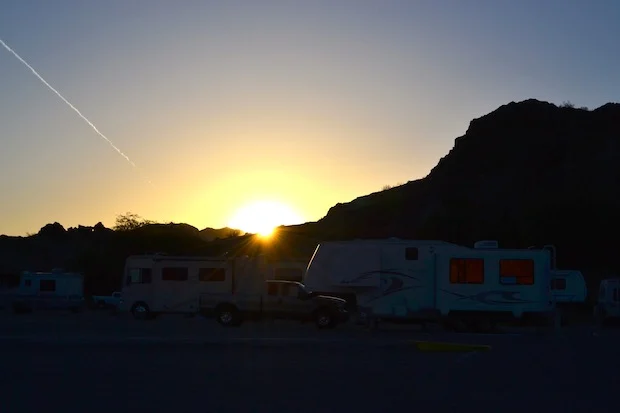 Sunrise at Lake Havasu | The Travel Hack