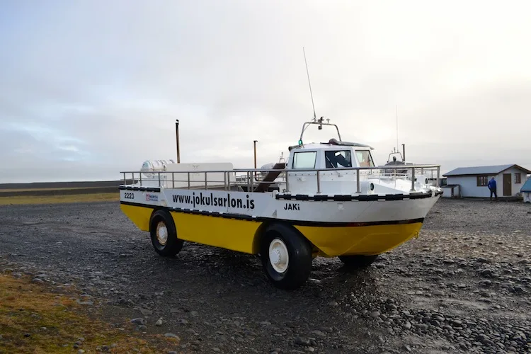 Boat trip through Jokulsarlon Glacier Lagoon