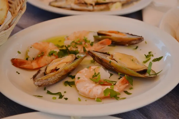 Prawns and mussels