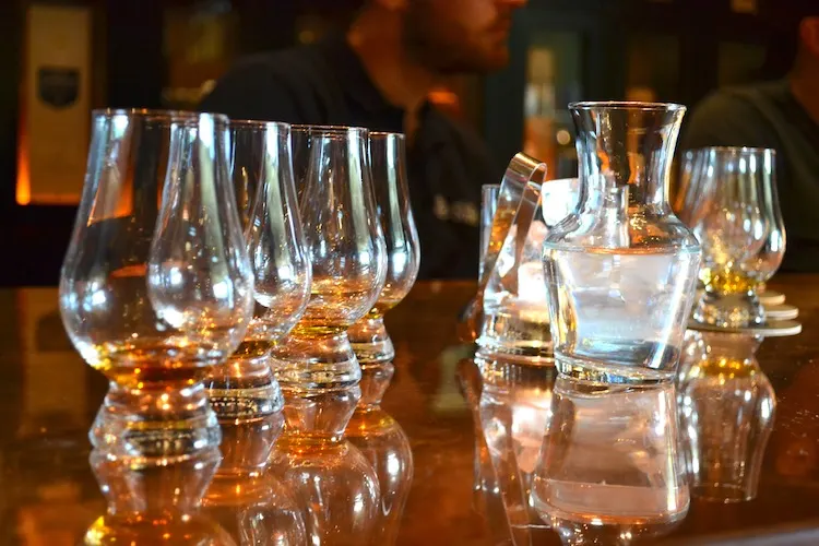 Whisky Tasting in Cameron House scotland