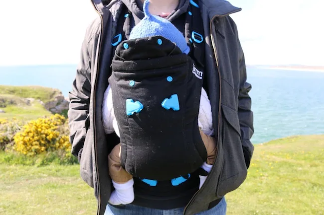 Papoose baby hotsell carrier hiking