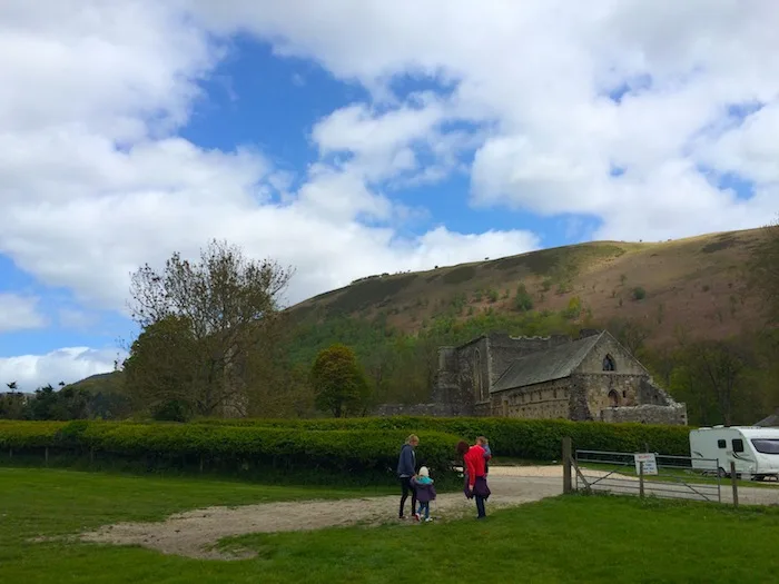 Walks to Valle Crucis Abbey