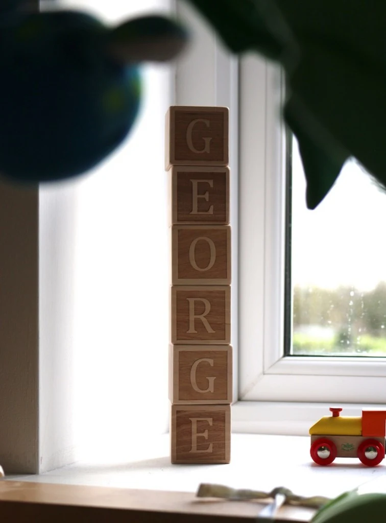 George blocks