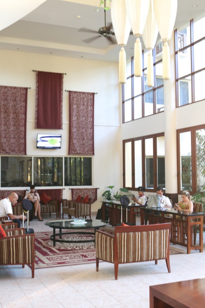 Hulhule Island Hotel in the Maldives: More than just an airport hotel ...