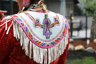 American Indian dance details