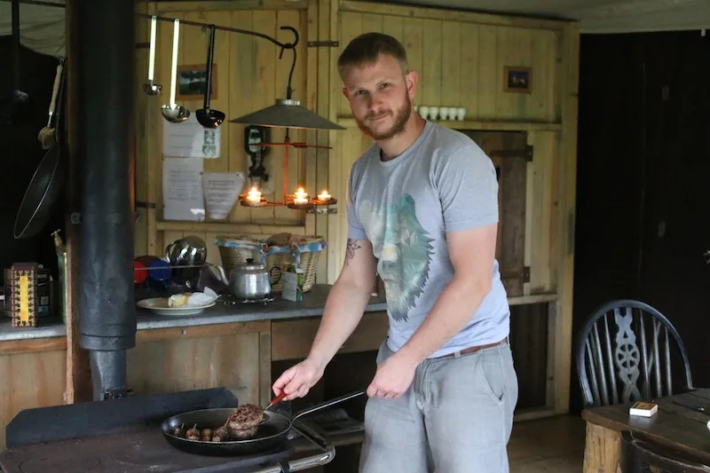 Featherdown Glamping in Lancaster - cooking
