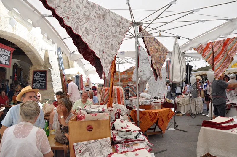 Linen Market Day Uzes