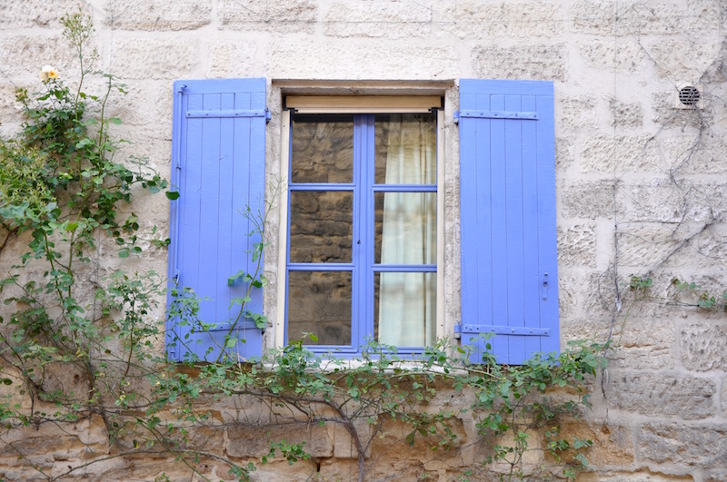 Uzes French Blue Window
