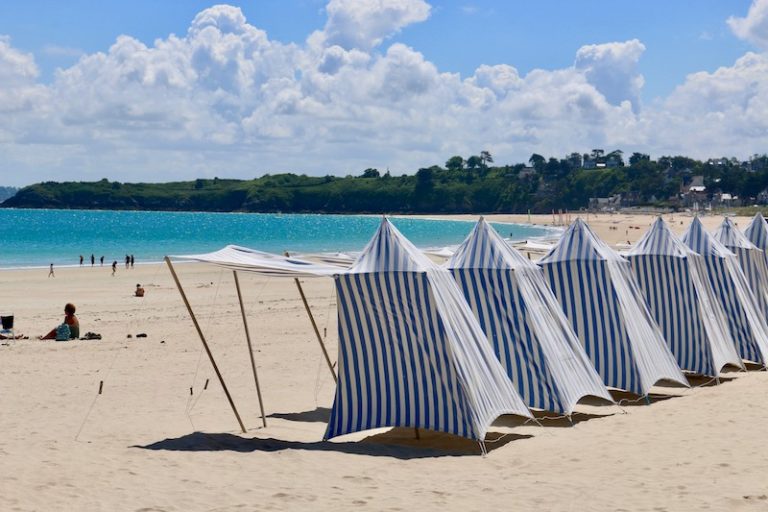 Saint-Cast-le-Guildo, France: Get this place on your French bucket list!