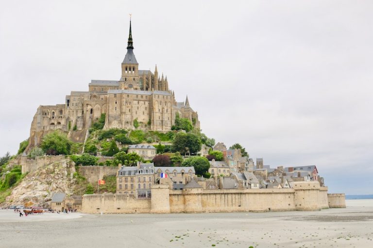 A Mini Guide to Mont Saint Michel: A real-life Harry Potter town!