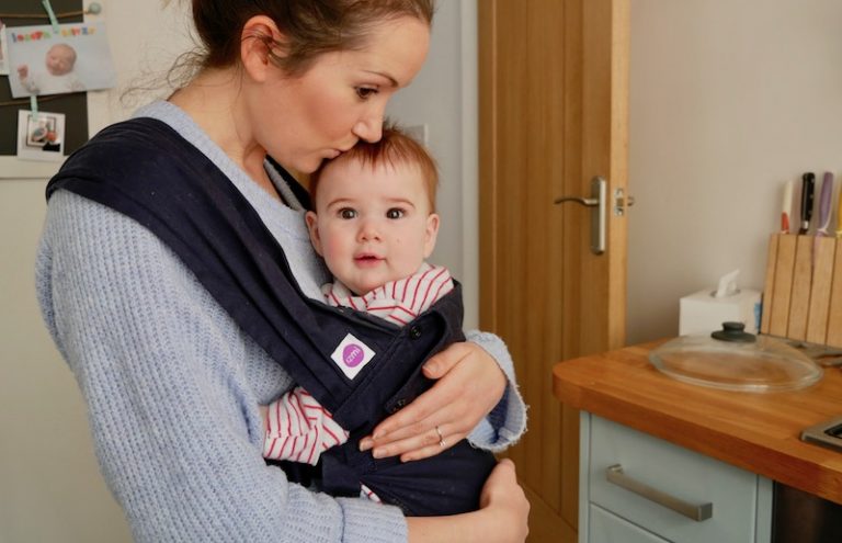 Izmi baby carrier review: The perfect baby carrier for travelling
