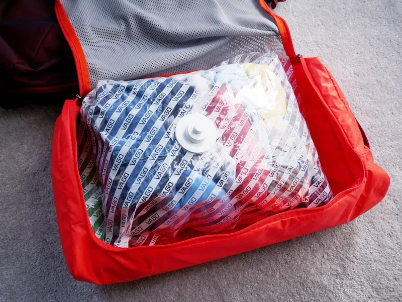 Travel vacuum storage bag two-in-large (L) *requires use with VAGO micro  vacuum compressor - Shop vago-tw Storage - Pinkoi