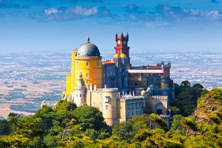 Four best day trips from Lisbon