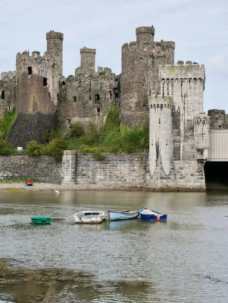 A family day on the North Wales coast