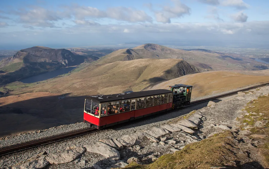 5 bucket list train journeys to take in the UK
