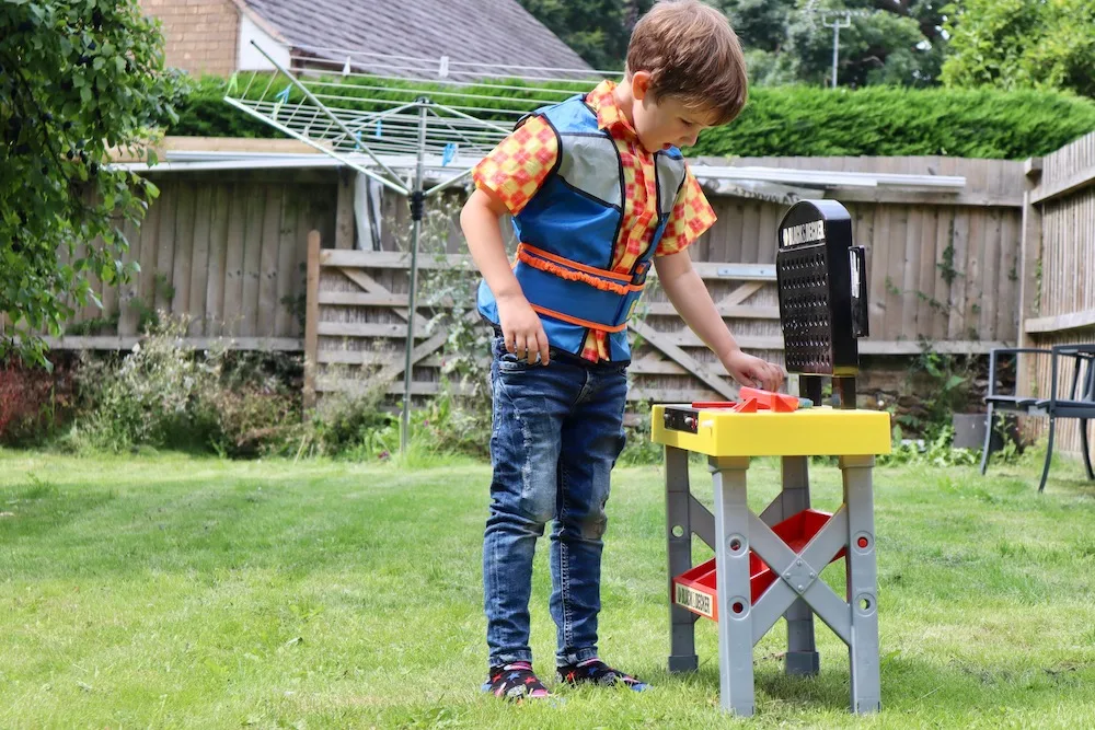 tips to get your kids playing outdoors more