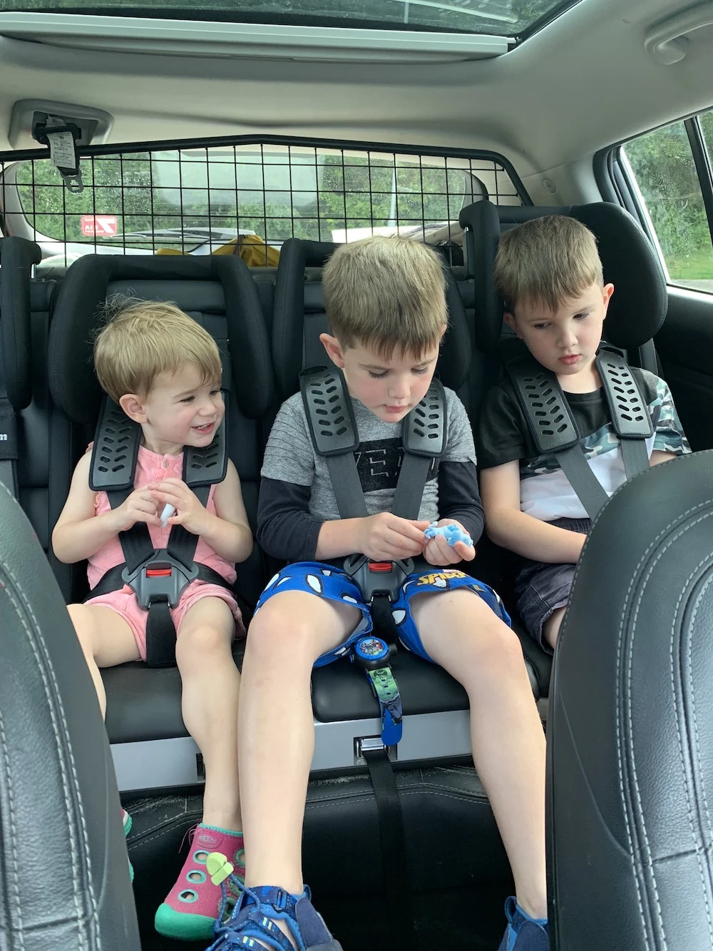 Multimac Car seat Review Fitting 3 or 4 car seats in the back of a car The Travel Hack