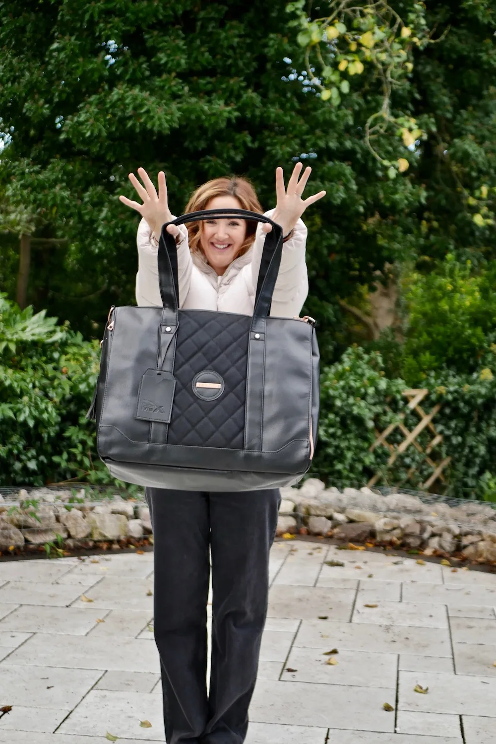 The Travel Hack Tote Bag Review - Best Carry-on bag for a Woman with Style  - The Life of a Social Butterfly The Travel Hack Tote Bag Review - Best  Carry-on bag