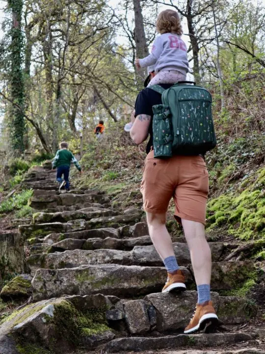 Tips for hiking with young children