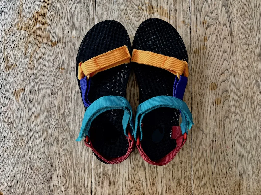 Cleaning on sale teva sandals