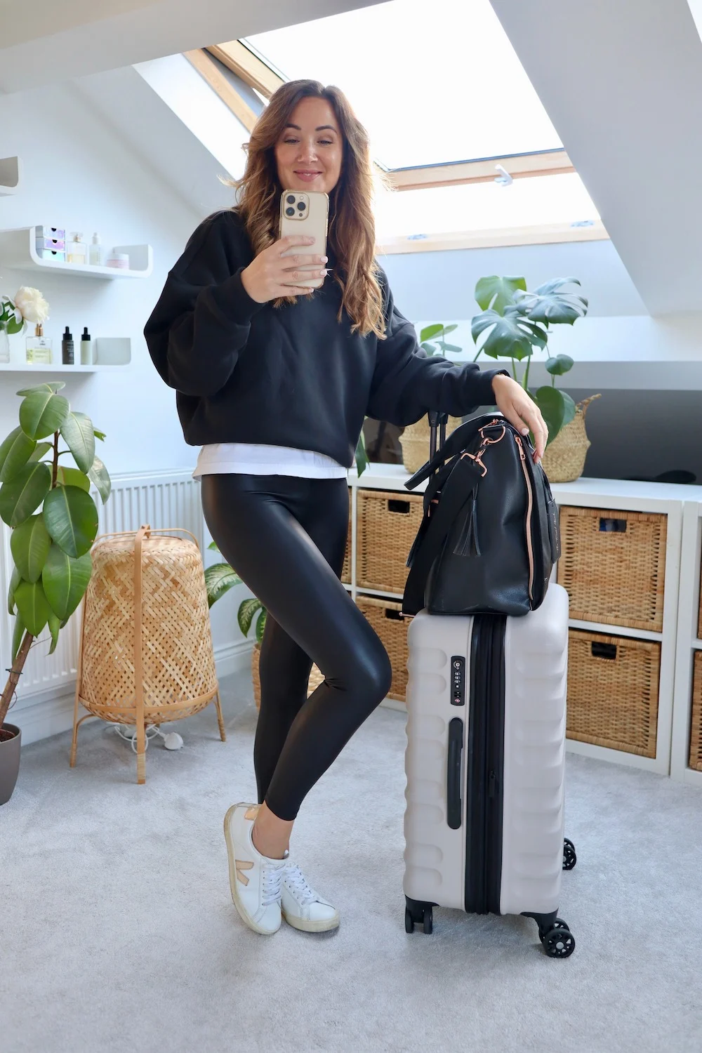 Leather look leggings for a plane
