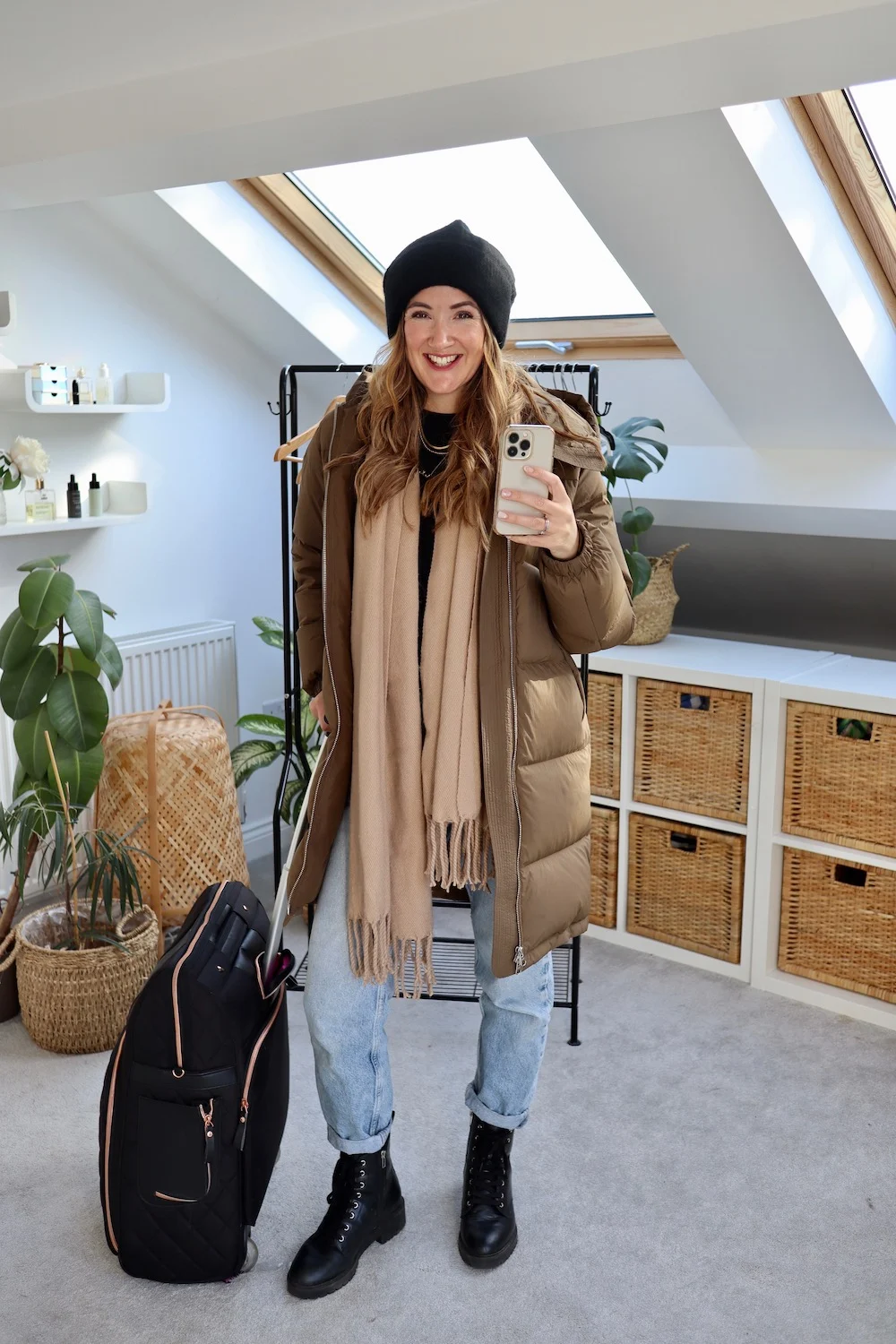 The Best Packing List for Cold Weather: How to Pack Light for Winter Travel