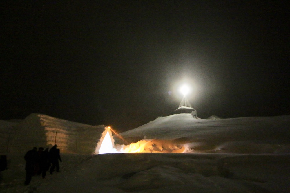 Night time at the Romania Ice Hotel