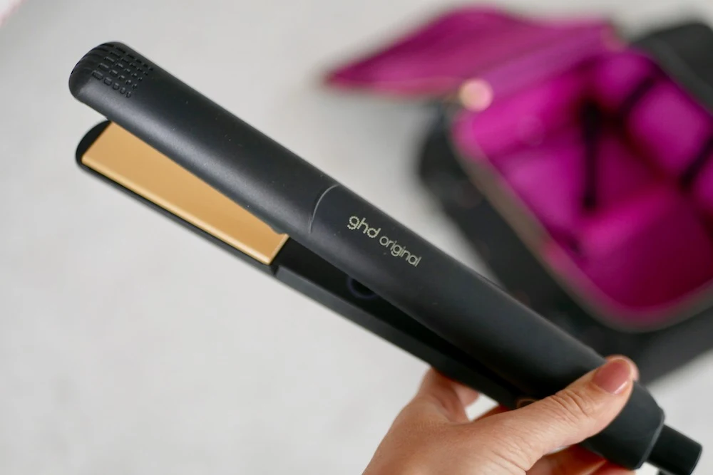 Can you travel with your hair straighteners on a plane?