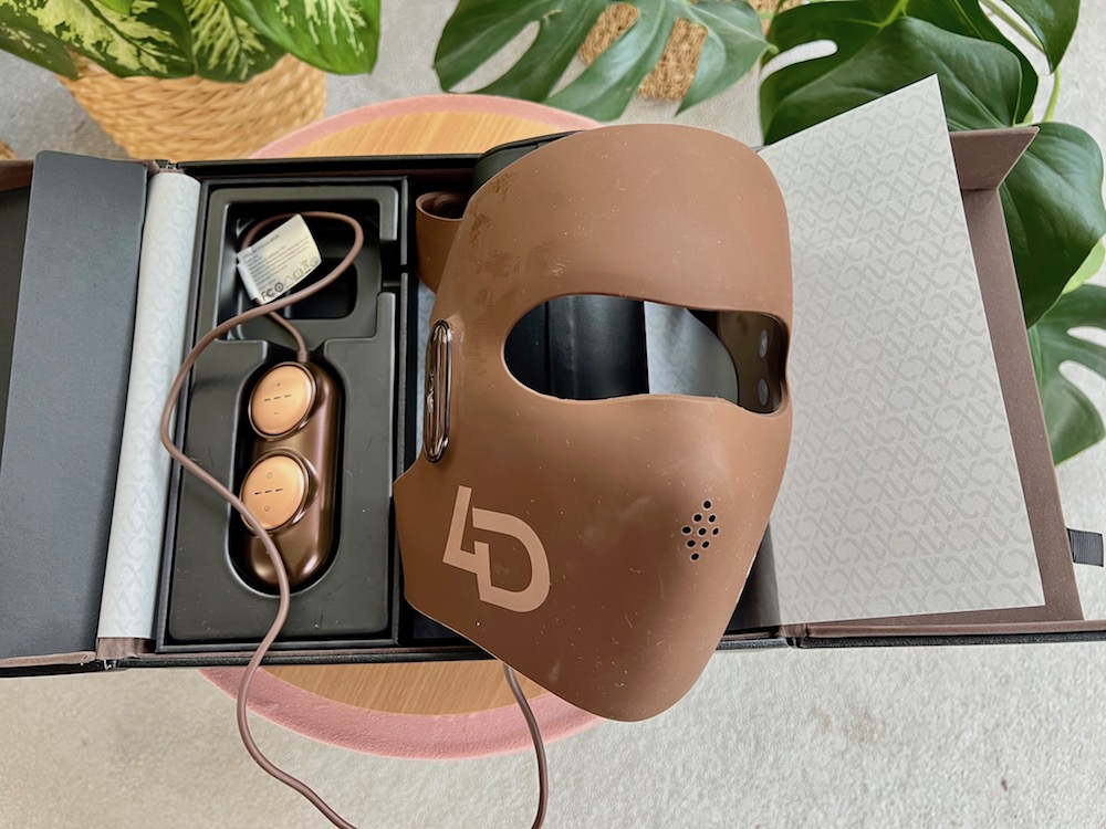 JOVS 4D Laser Light Therapy Mask Review