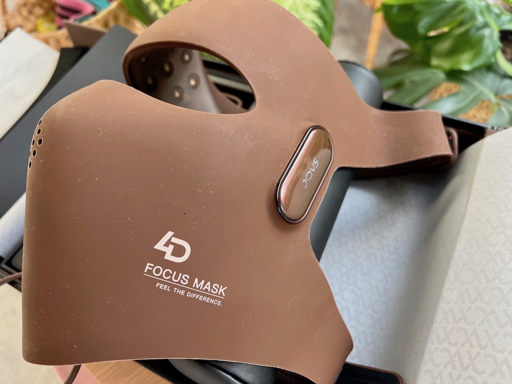 JOVS 4D Laser Light Therapy Mask Review