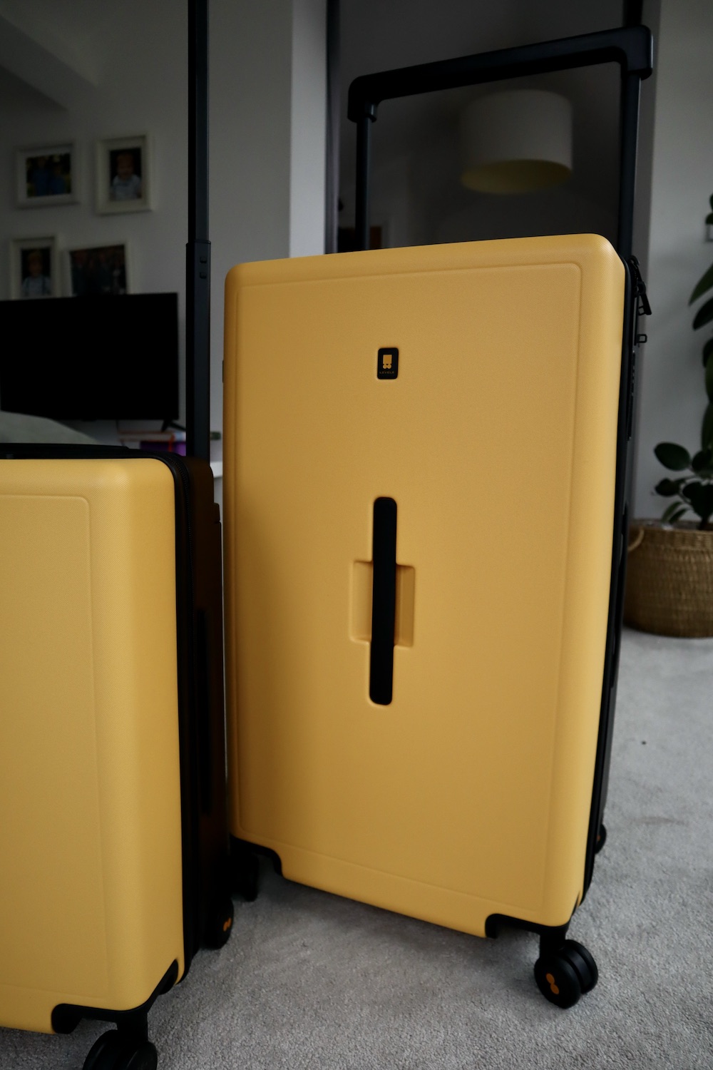 Level8 Voyageur Luggage Set Review