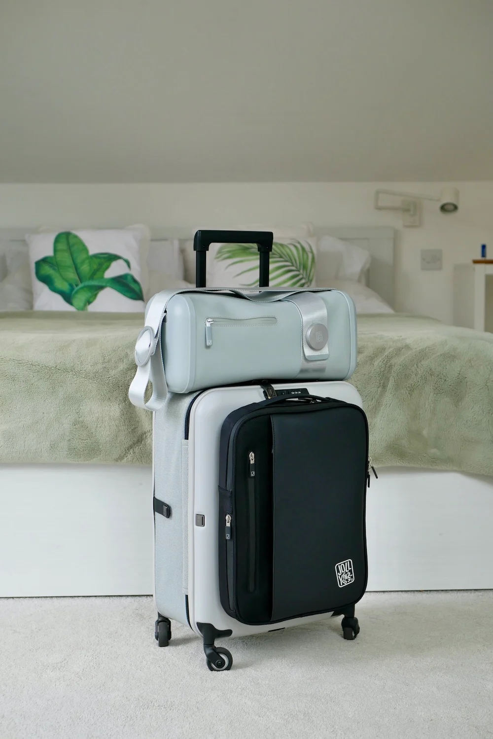 Reviewing the Jollying luggage set