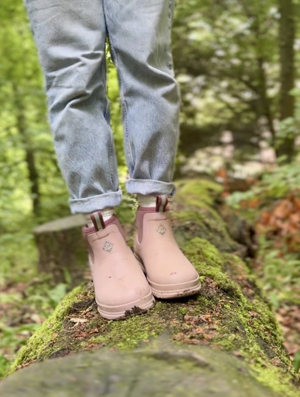 Muck Boots Rainscape Chelsea Boots in the Woodrose Twilight Mauve colourway